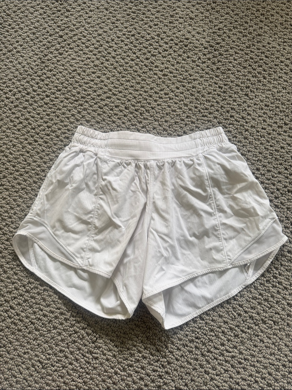 Lululemon Women's White Hotty Hot 4in Running Shorts- Size 4